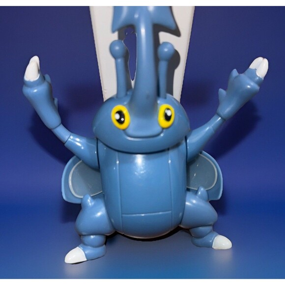 Rare Vintage 2001 Hasbro Nintendo Pokemon Heracross Action Figure Wing Open Clos - Picture 1 of 5